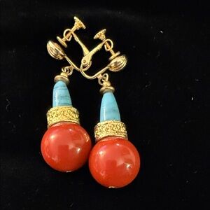 Elegant Gold and Red Dangle clip on Earrings